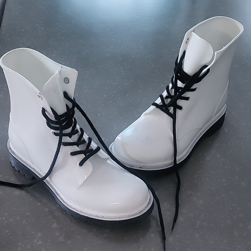 Rubber White Lace-Up Women's Boots